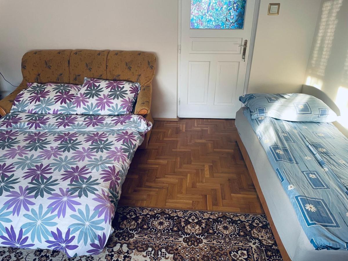 Halmaj Toerpi Apartman מראה חיצוני תמונה
